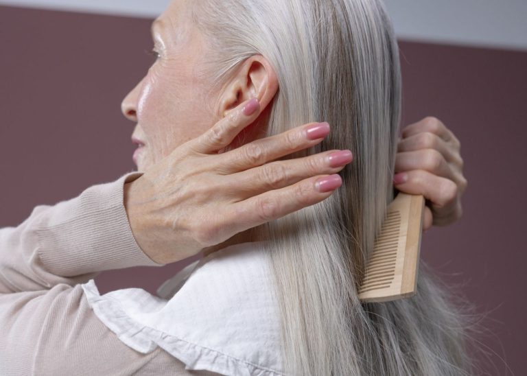 Mèches sur cheveux blancs